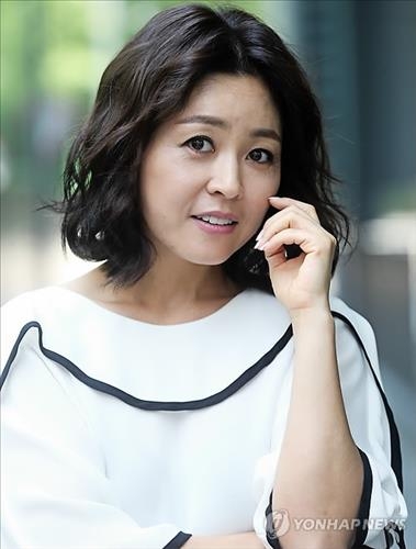 "오랜만입니다"…16년 만에 돌아온 청춘스타 이경심 - 5