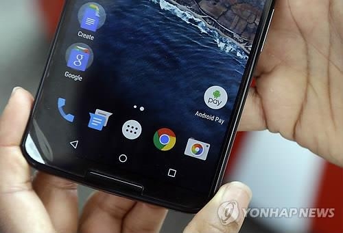 스마트폰도 '페이 전쟁'…애플-삼성-구글 전면전 - 2