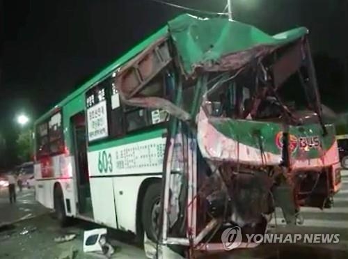김성태 "시내버스 사고 증가세…한해 사상자 1만명" - 2