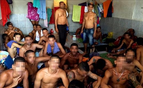 브라질 교도소 '과밀수용' 또 논란…HRW, 환경 개선 주문 - 2