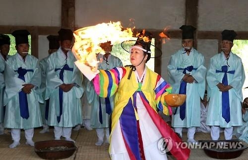 <주말 N 여행> 강원권: 전통문화 '두둥실'…천년 축제 강릉단오제 - 4