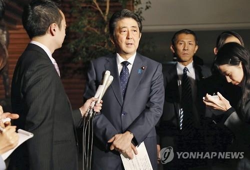 아베 "28일로 모두 종결…위안부문제 더사죄 안한다" - 2