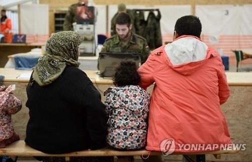독일서 미성년 난민 4천800명 실종…13세이하 431명 - 2