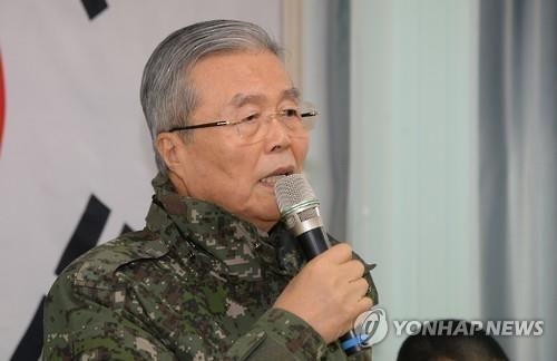 김종인 "北 미사일 쏜다고 체제유지 안돼…궤멸할날 올 것" - 2