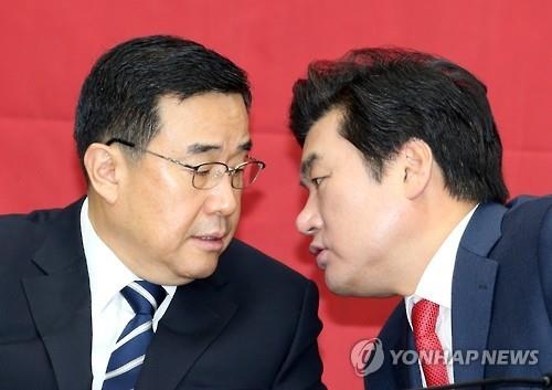 與 "野, 개성공단 국론분열로 무엇을 얻으려 하나" - 2