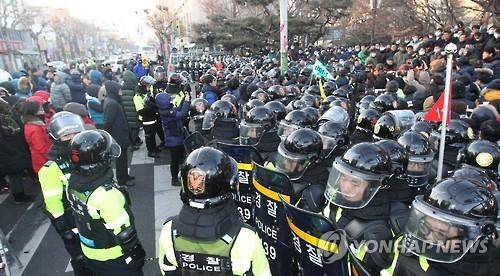 청주 노인병원 사태 분수령맞나…새 위탁자 16일 입장 표명 - 2