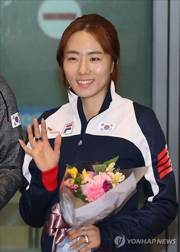 '빙속여제' 이상화 "선택과 집중의 승리…무릎수술 안해요" - 3