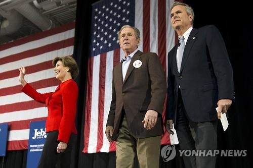 젭 부시 "트럼프는 조작의 달인"…존재감 부각 안간힘 - 2
