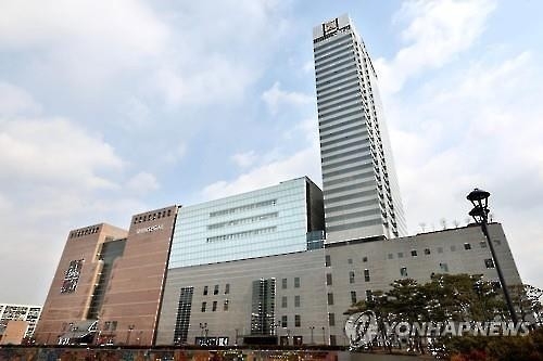 신세계·롯데, 킴스클럽 인수전 참여 '설왕설래'(종합) - 3