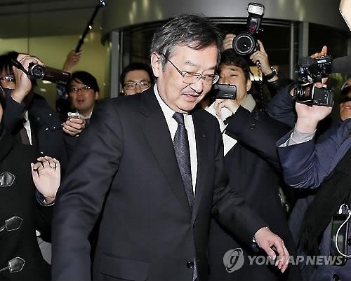 폭스콘의 샤프 인수 막판 진통…협상시한 내달로 연장 - 3