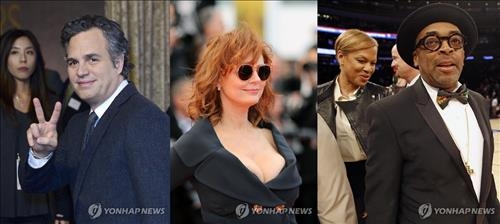 할리우드 스타는 힐러리, 스포츠 근육맨은 트럼프 지지 - 5