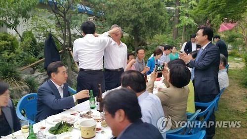 더민주, 19일 마지막 본회의 뒤 19대 국회 '쫑파티' - 2