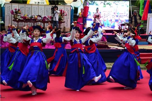 '진주논개제' 개막…순국 재현극ㆍ달빛 콘서트 등 다양 - 4