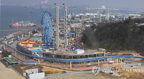 '인천시장 형님땅' 논란…월미도 고도완화 발표 유보 - 2