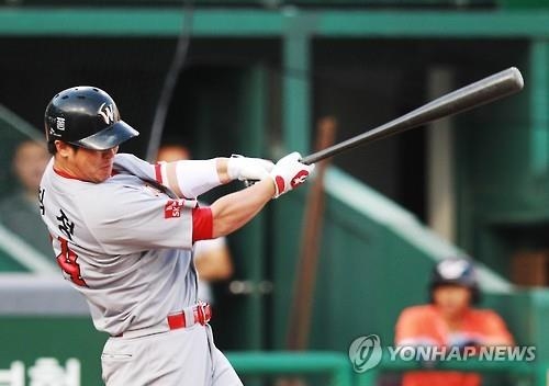 -프로야구- 최정 투런포·켈리 역투…SK, 한화 6연승 저지(종합) - 2