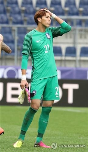 골키퍼 김진현, 자신감 회복이 선결과제…트라우마 이겨내야 - 2