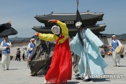 <연휴 N 여행> 강원권: "커피향기에 취해볼까"…꽃축제 '만발' - 6