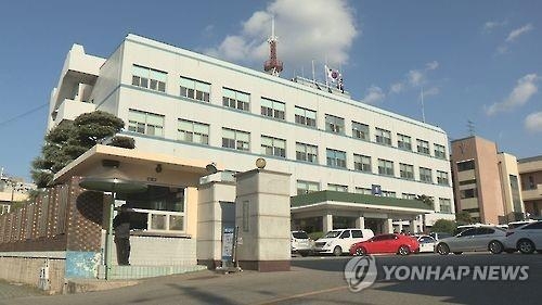 "부탁받고 갔다"던 성폭행 공범, 범행 전 이웃식당서 지켜봐(종합) - 2