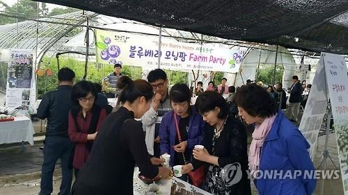 "농장에서 파티 즐겨요"…정읍시 소비자 초청 '팜파티' 호응 - 2