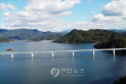 진안군, 150만명의 생활용수 용담호 수질 보호 나섰다. - 2
