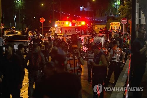 텔아비브 중심가서 무차별 총기난사 테러…4명 사망(종합3보) - 3