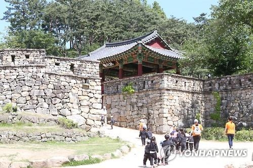 <문화유산> 역사와 자연미를 품은 고창읍성 - 4
