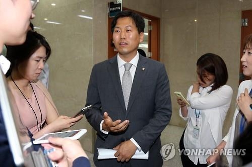 국민의당, '김수민 의혹' 자체 진상조사단 구성…활동 개시 - 2
