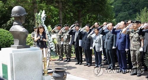 고 차성도 중위 '살신성인'…"영원히 기억하겠습니다" - 2