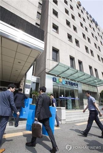 경찰 '메피아' 수사, 서울메트로 부대사업 전반으로 확대 - 2