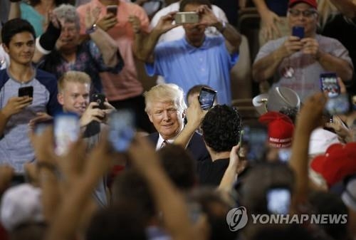 反세계화 탄력받은 트럼프…공화당 무시 보호무역 '마이웨이' - 3