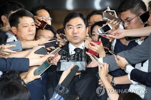 '공짜주식 대박' 진경준 해임 결정…차관급 검사장 처음(종합) - 2