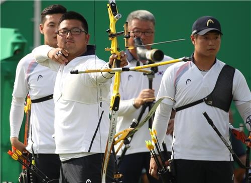 -올림픽- 양궁 남자단체, 한국선수단 첫 금메달 명중(1보) - 2