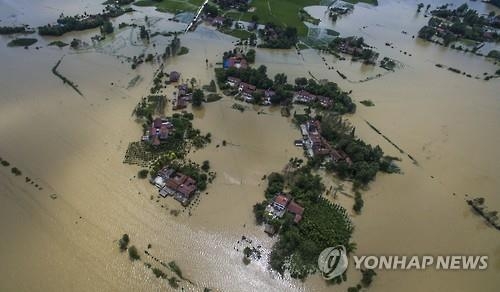 中, 7월에만 자연재해로 800여명 사망·실종…경제손실 38조원 - 2