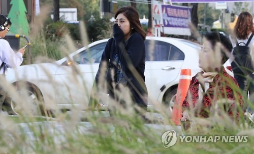 '쌀쌀한 출근길'…전북 맑고 가끔 구름 - 1