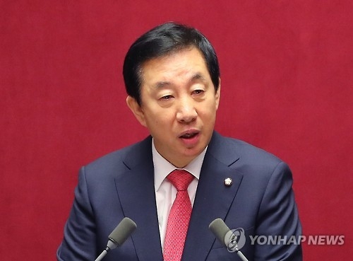 김성태, 靑 제동 하루 만에 "내년 4월 개헌 국민투표하자" - 1