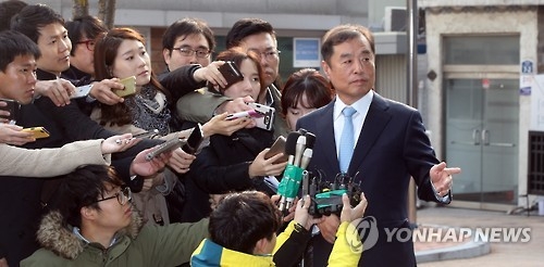 김병준 "당적, 국정발목 잡으면 대통령 탈당 건의할 수 있다" - 1
