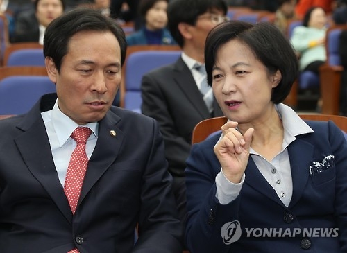 촛불에 기댄 野 '2선 퇴진' 강공 유지…'다음 수'에는 고심 - 1