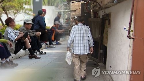 노인에 '정서적 학대'도 실형…'효도법' 국회 통과(종합)0