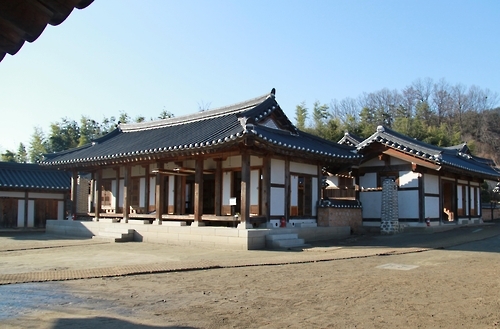 적막한 육영수 여사 생가