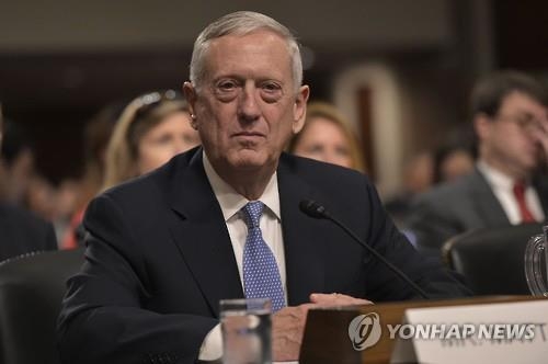 美상원 군사위 인준청문회에서 답변하는 제임스 매티스 국방장관 내정자