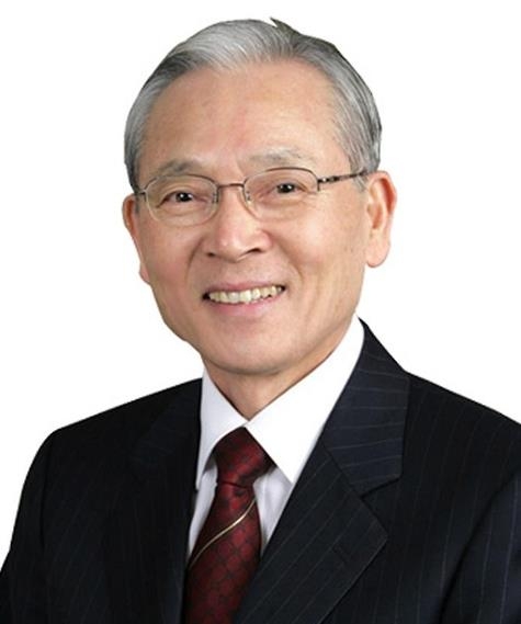 한남대 신임 이사장에 선임된 이성희 목사