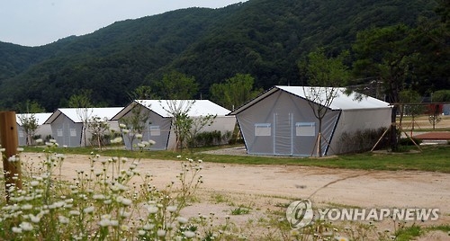 춘천 글램핑장 6개월만에 9천명 찾아…여름 글램핑축제 - 1