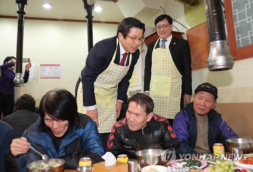 쪽방촌 방문한 황교안 대통령 권한대행 국무총리