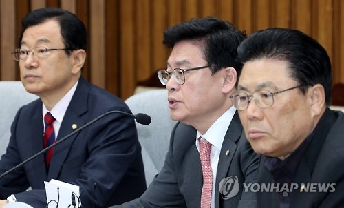 범여, 연일 안보공세…문재인·안철수 '정조준' - 1