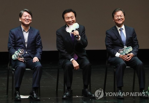 여야 대선주자 "조기대선 가시화됐다"…휴일 총력전 - 6