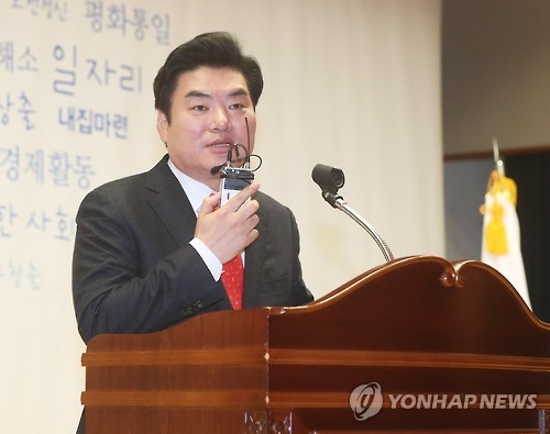 "차별화로 승부"…범여주자들, 공약 따라 '맞춤형' 현장행보 - 3