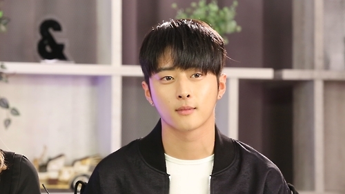 'K.A.R.D'의 제이셉