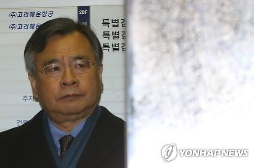 황교안 특검연장 왜 승인안했나…'朴대통령 수사부담' 의식한 듯(종합) - 2