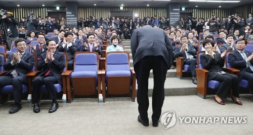 문재인 "문자폭탄 상처 깊은 유감…앙금 해소하겠다"(종합) - 1