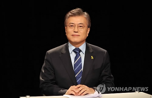 후보들, '스탠딩 토론' 겉으론 '환영'…속으론 유불리 계산 - 2